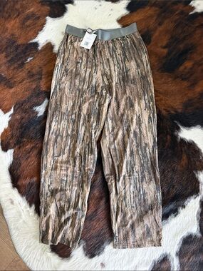 In My Sundays x RealTree Men’s camo jogger